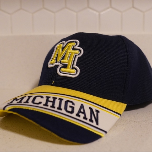 University of Michigan Baseball Cap​ - Picture 8 of 8